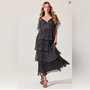 Astr Black Floral Tiered Maxi Dress